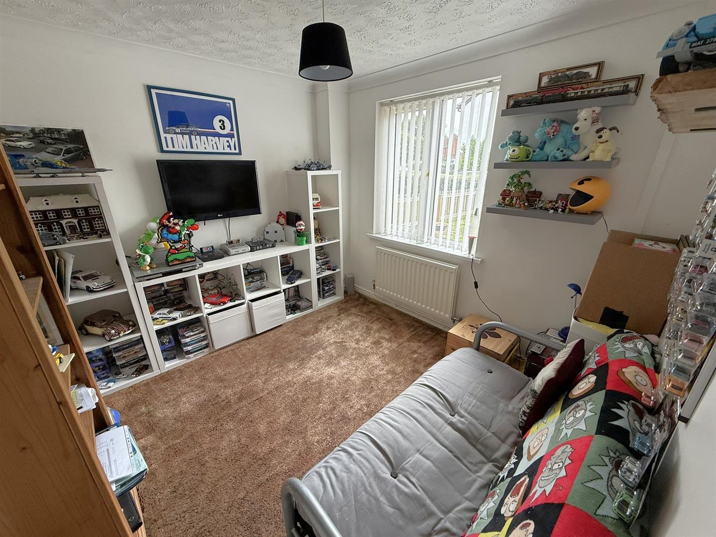 Provis Mead, Chippenham